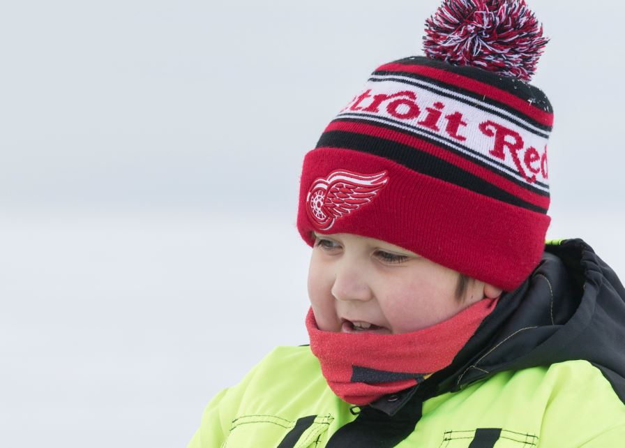Merenjää kutsuu nyt pilkkijöitä, Onni toivoo saaliiksi isoa ahventa