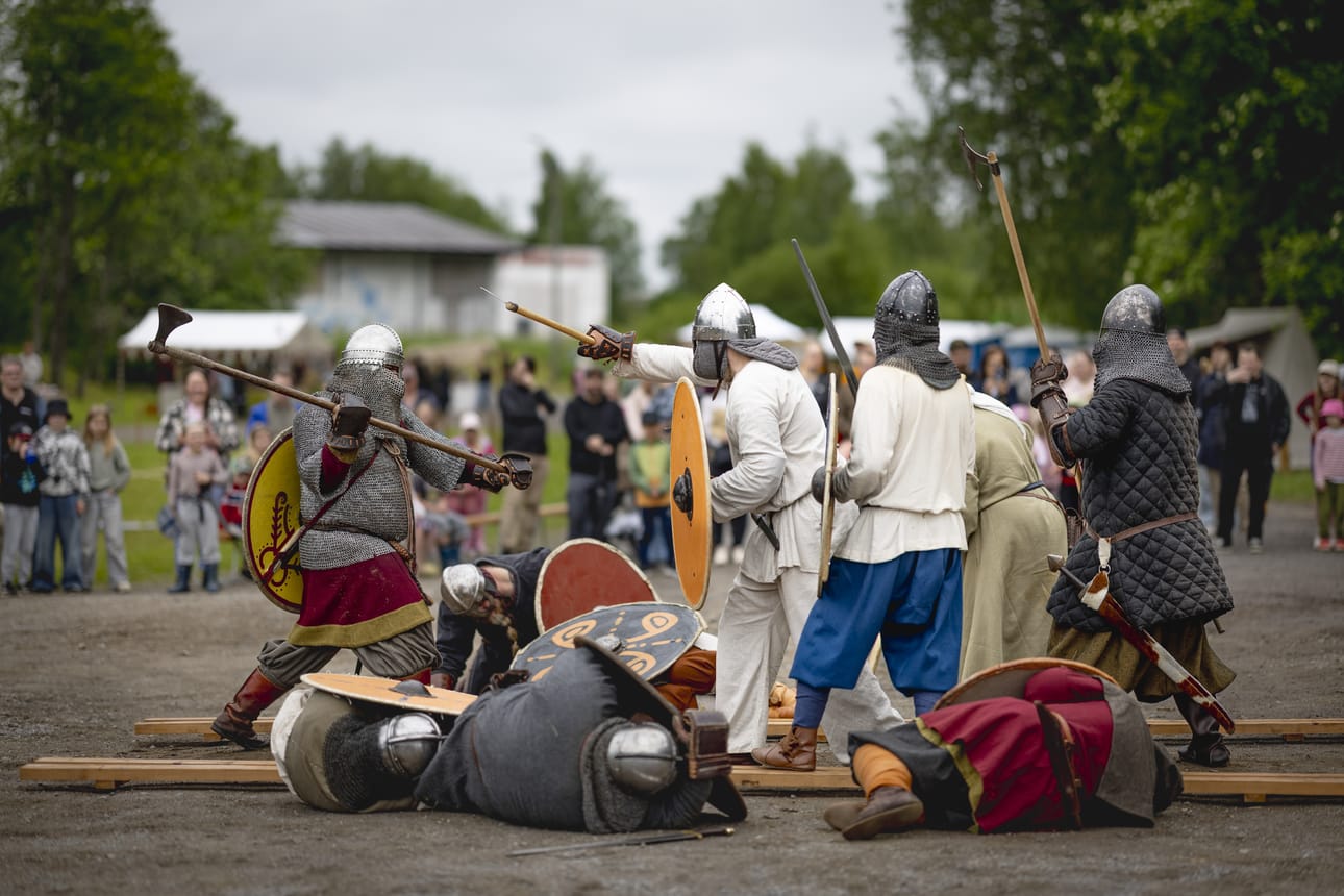 Vähänkyrön Viikinkipäivillä nähtiin hurja näytöstaistelu.