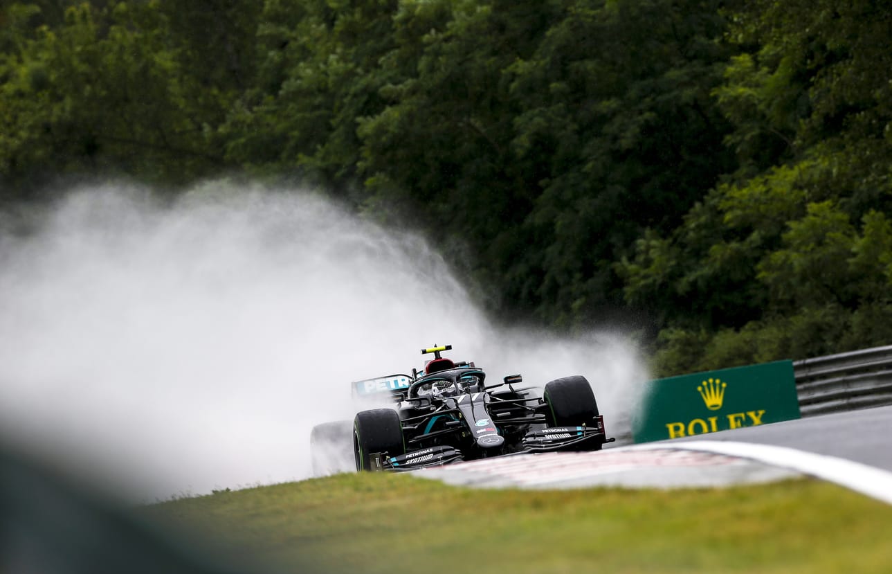 Valtteri Bottas vauhdissa Hungaroringilla.