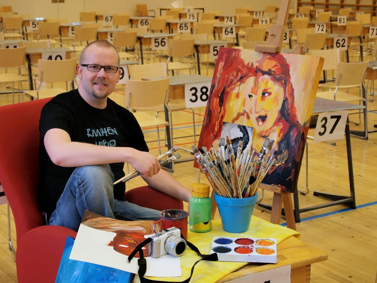 Aki Pulkkanen sai kunniakirjan Raahen lukion kuviksen päiväkirja -blogista.