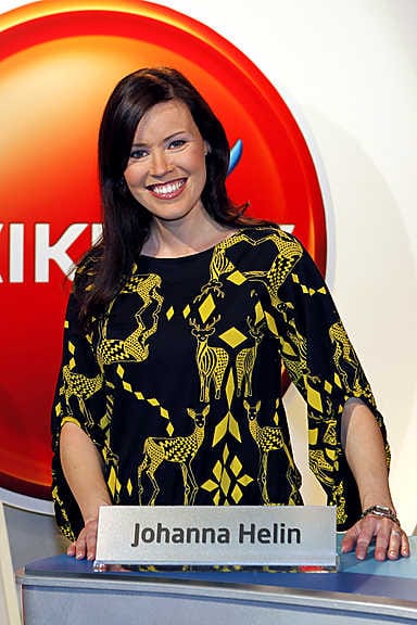 Veikkauksen torniolaislähtöinen lottotyttö Johanna Helin toivoo itsekin, että miljoonapotti kolahtaisi jonain päivänä tilille.