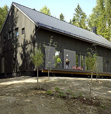 Kannustalojen uutuuden äiti on Ulla Koskisen perheelleen suunnittelema talo.