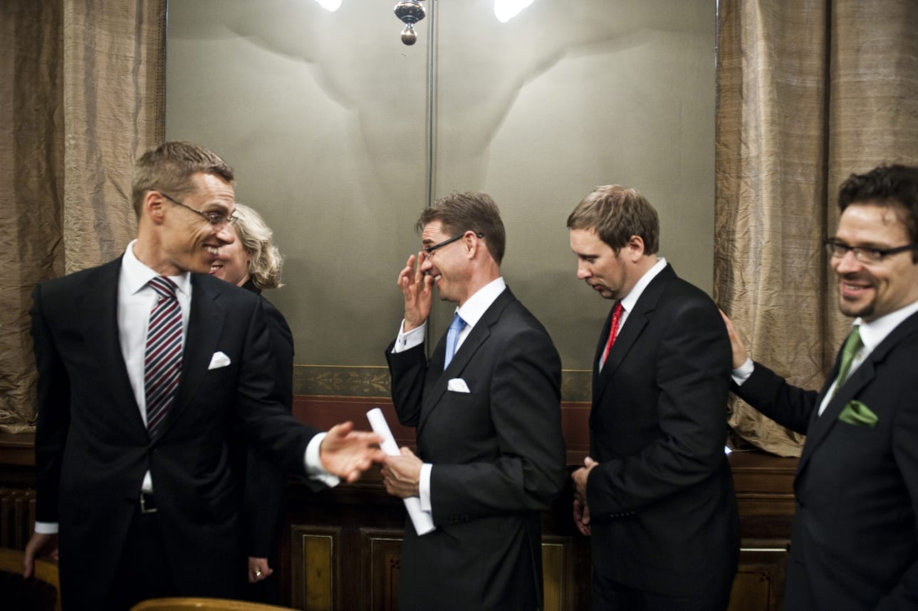 Jyrki Katainen ja Alexander Stubb ovat johtaneet Suomen hallituksia päättyvällä vaalikaudella. Lännen Median puoluekyselyn sanallisista vastauksista huokuu usko siihen, että Stubb joutui mahdottomaan paikkaan, kun pääministeri Katainen jätti velkaantuvan Suomi-laivan.