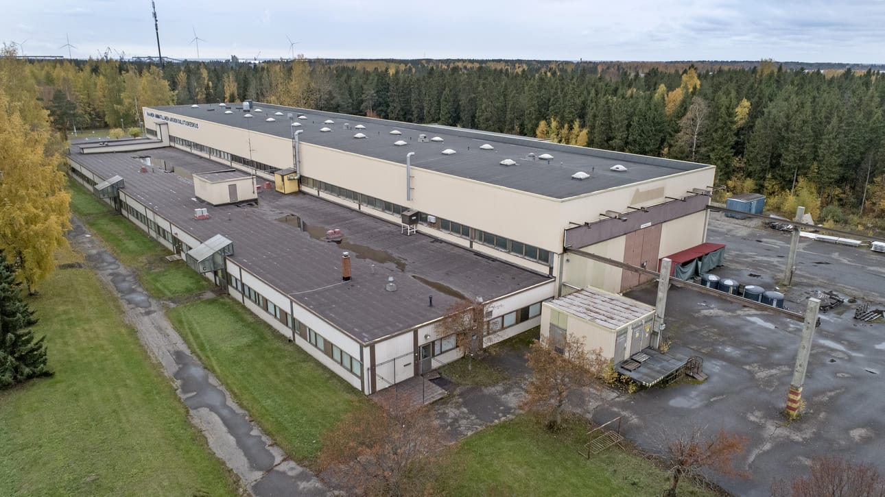 Raahen Aikuiskoulutuskeskus Oy:n kiinteistö siirtyi yhtiön alasajon jälkeen Raahen kaupungin omistukseen. Kaupunki on ollut halukas myymään kiinteistön, ja nyt sille on löytymässä uusi omistaja.