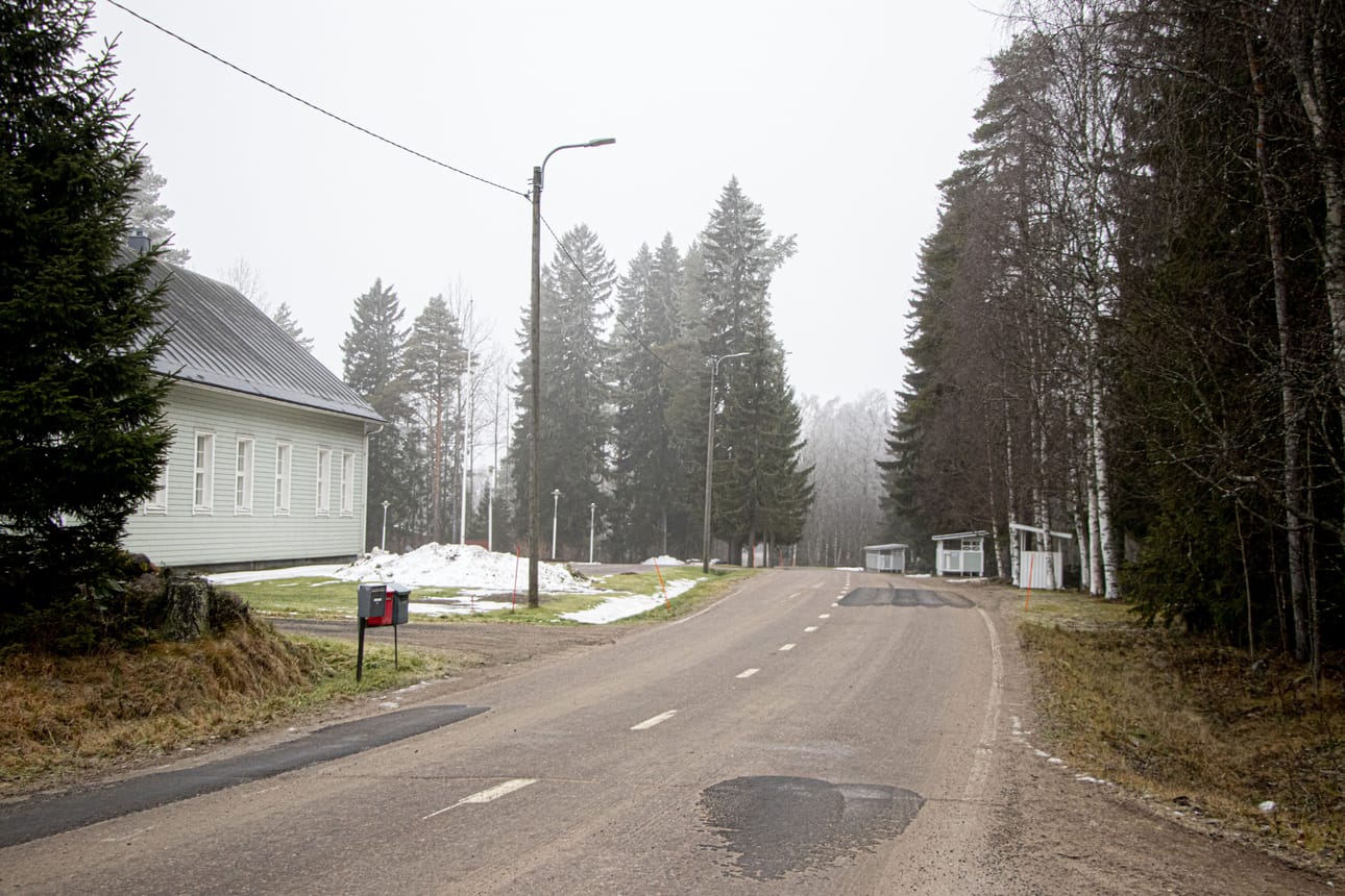 Valmisteilla oleva asemakaava muuttaa Paavolantien ely-keskuksen maantiestä kunnan katualueeksi.