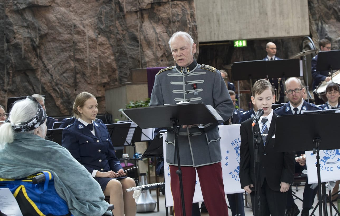 Kuvassa jorma Hynninen ja Anton Häkkinen, jotka esiintyivät Temppeliaukion kirkossa.