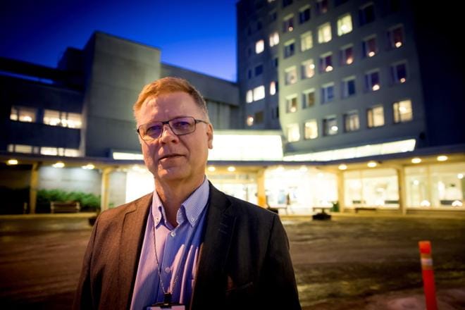 Vaasan keskussairaalan aikaisempi johtajaylilääri Auvo Rauhala on lähestynyt presidentti Sauli Niinistöä Vaasan asiassa. Hän on toimittanut presidentille paljon faktatietoa keskussairaalasta ja sairaanhoitopiiristä. ARKISTOKUVA: KALLE LYDMAN