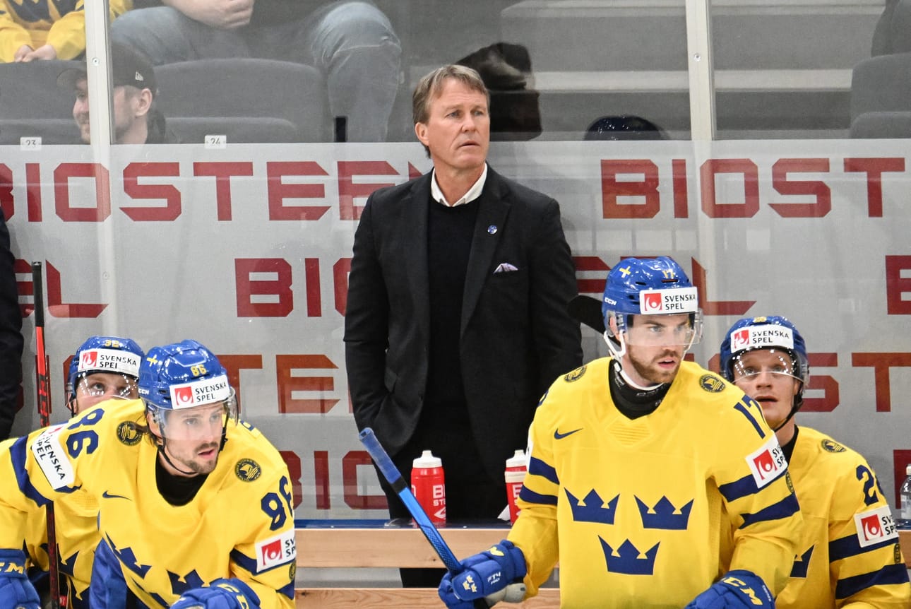 Ruotsin päävalmentaja Johan Garpenlöw ei sulata MM-turnauksen peliohjelmaa.