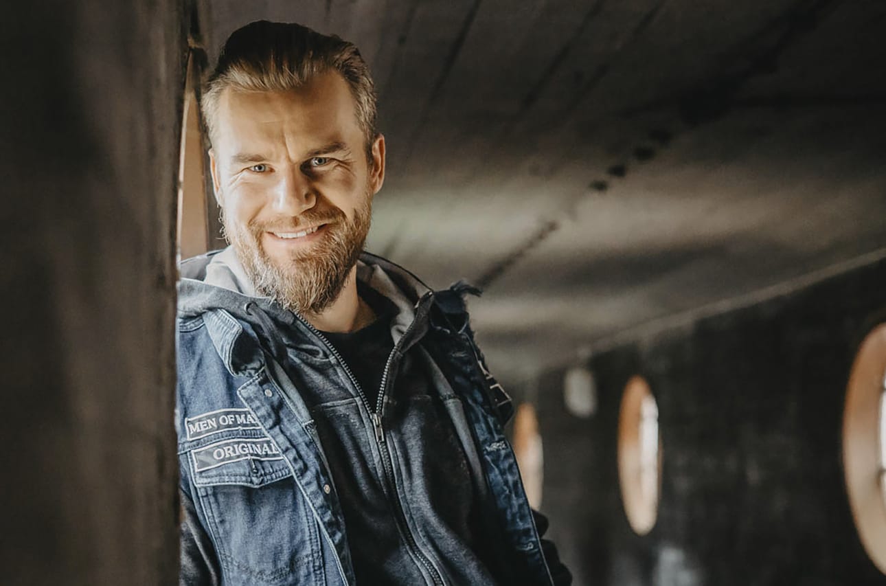 – On kyllä hyvät fiilikset. On mukavaa törmätä uusiin ihmisiin, Janne Kaperi pohtii.