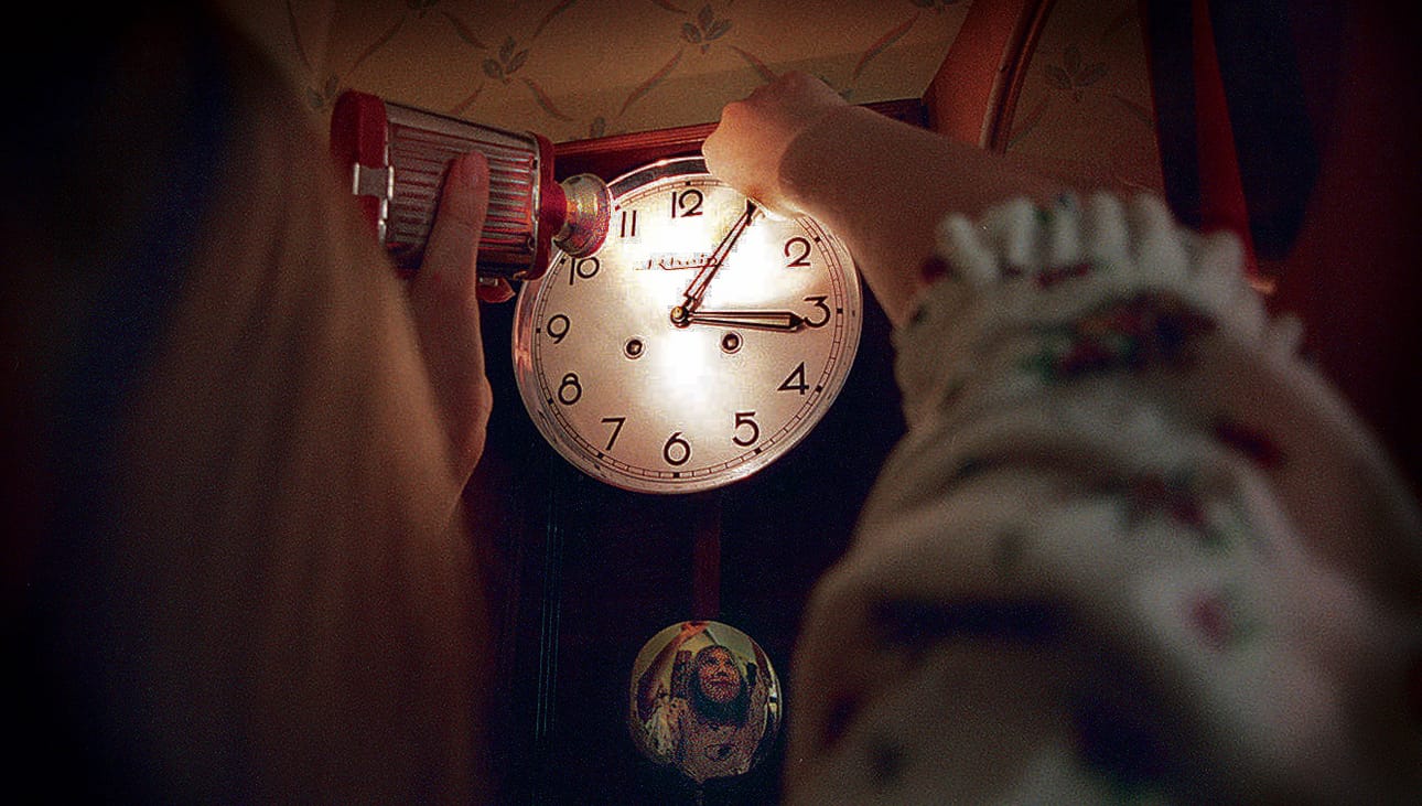 Sunnuntaina aamuyöllä neljältä viisarit tuupataan taaksepäin kello kolmeen.