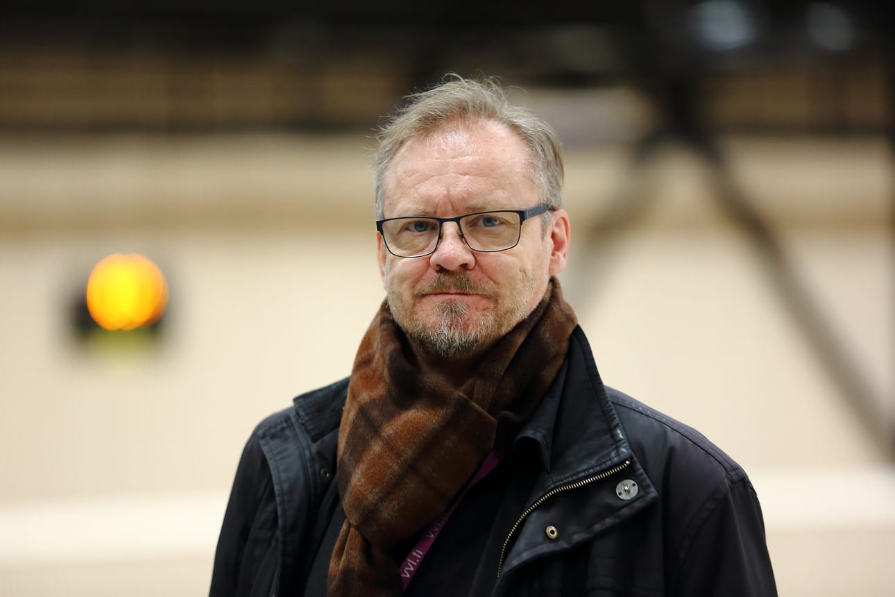 Veli Salmela vieraili ensimmäistä kertaa uudessa Koivuluoto Areenassa. Raahesta hänellä on hyviä muistoja.