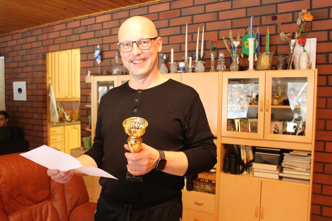 Ismo Kervinen on Vuoden 2019 ranttinen mies. Tunnustus luovutettiin hänelle Kansainvälisenä naistenpäivänä. Vuoden miehen valinta on kuulunut Rantsilan akkakerhon perinteisiin jo 18 vuoden ajan.