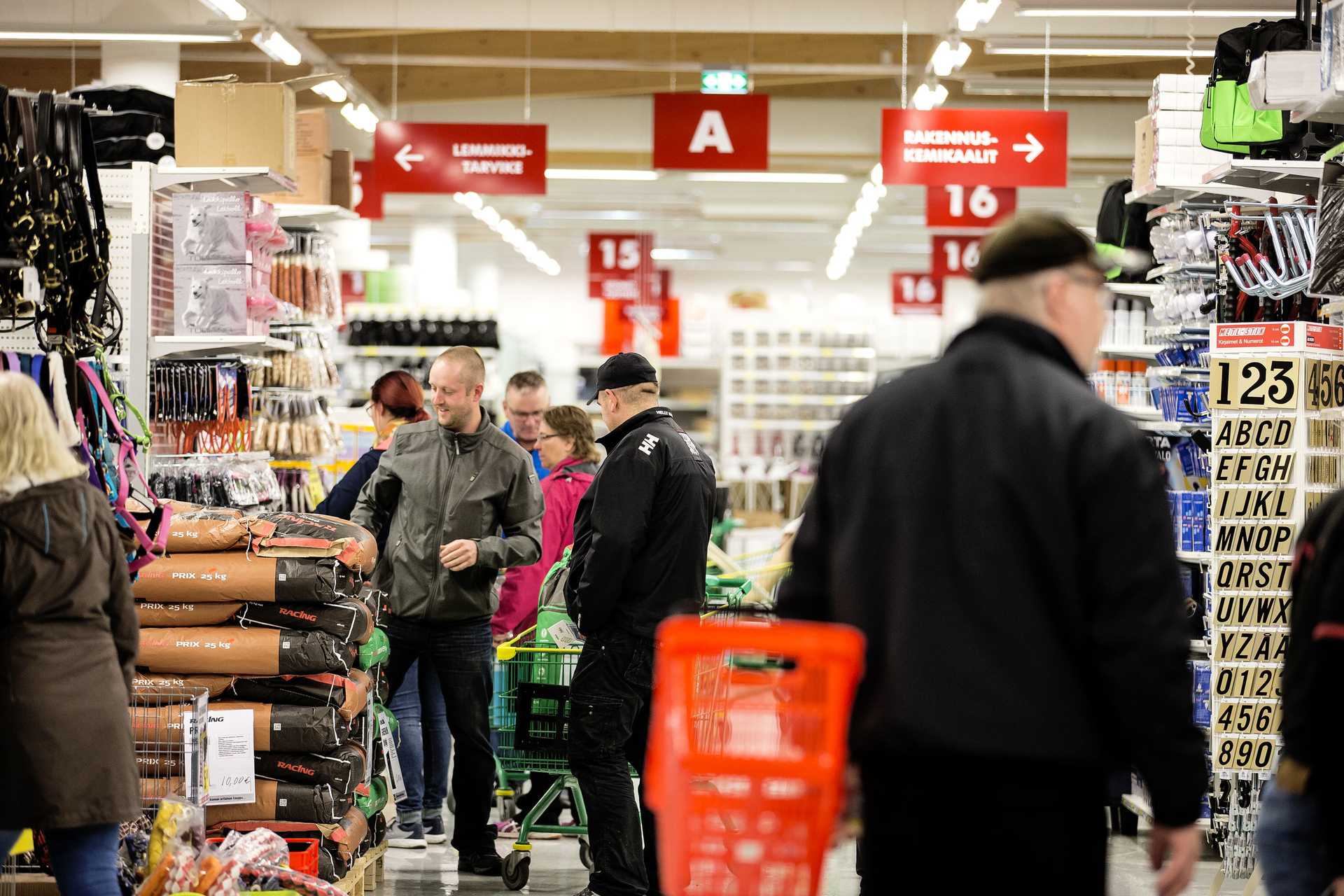 Puuilo tuli Maskun entiseen tilaan. Masku vaihtoi pienempään.