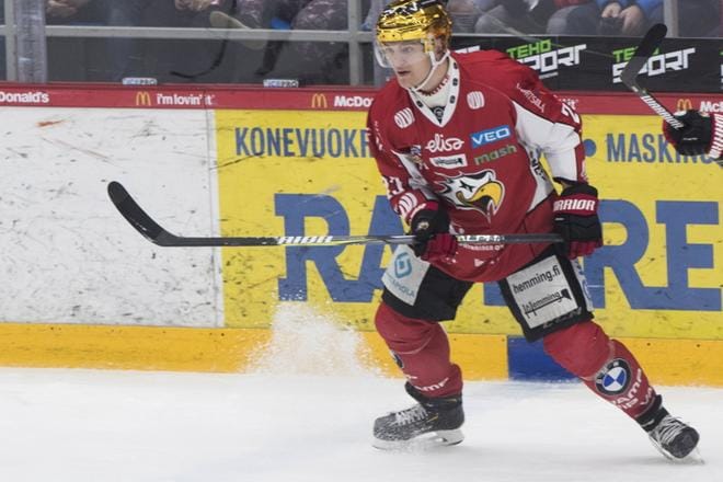 Sportin pistekärki Olavi Vauhkonen saa niin tänään kuin huomenna vastaansa kouvolalaisvieraita. KUVA: MINNA ANTILA