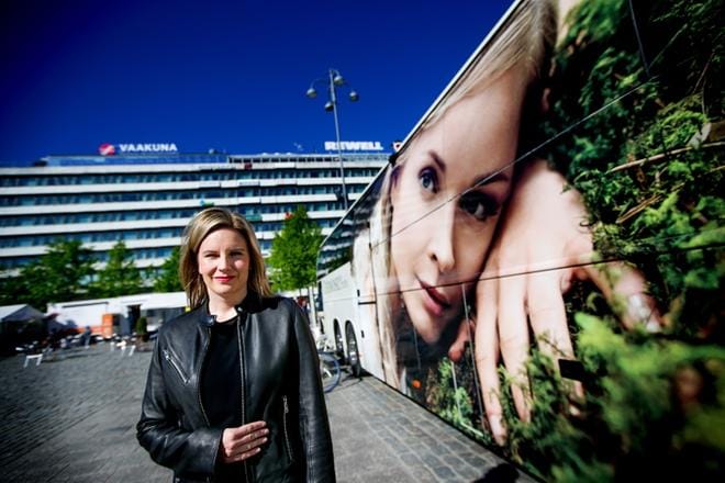 Suvi Markko on ollut viime syksystä lähtien Dermoshopin hallituksen jäsen. Elokuussa hän aloittaa kosmetiikkayrityksen toimitusjohtajana. KUVA: JAAKKO ELENIUS