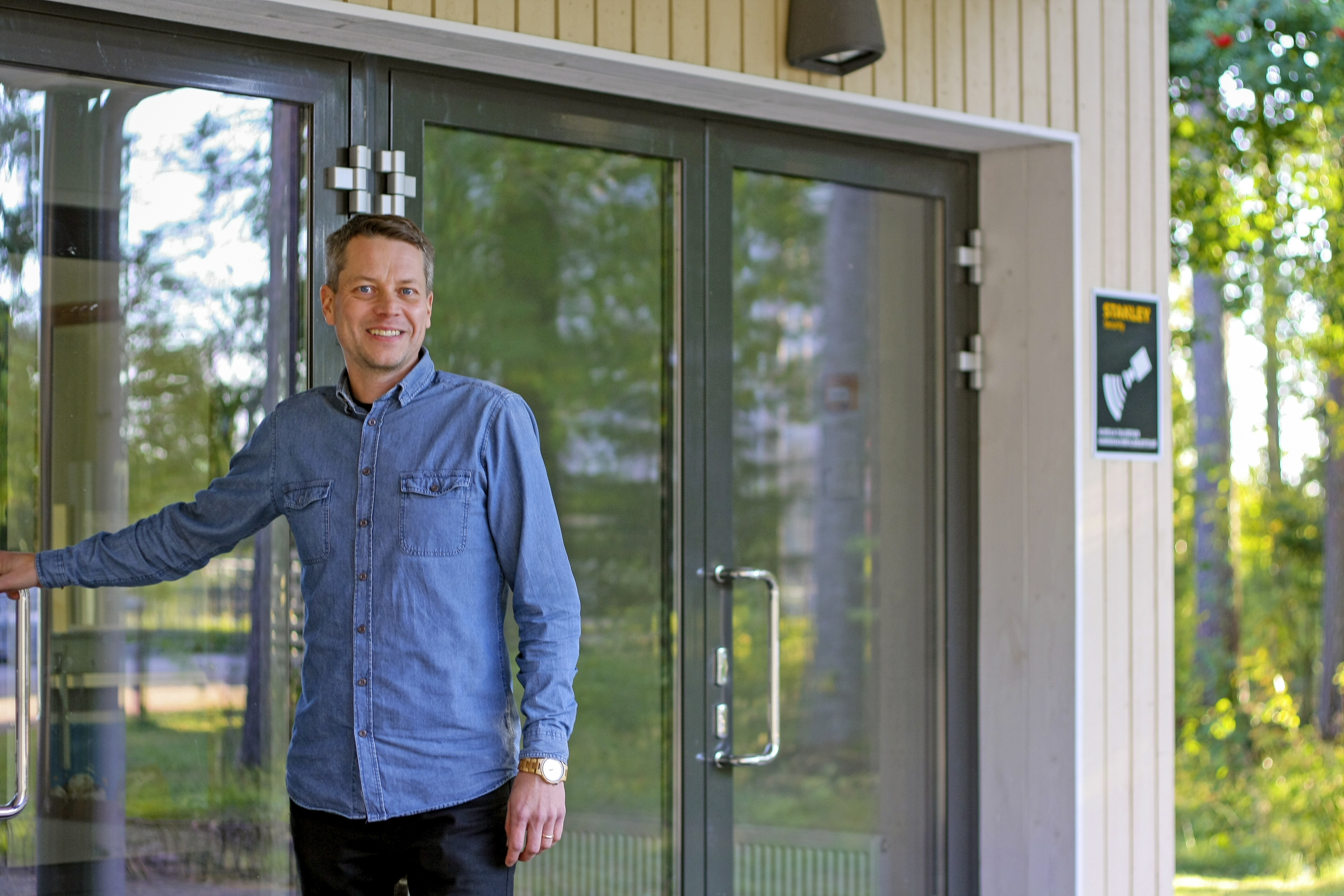 <p>Korona siirsi keväälle suunnitellut Tyrnävän Rauhanyhdistyksen 100-vuotisjuhlat eteenpäin. Nyt juhlat on tarkoitus järjestää ensi vuoden maaliskuussa, kertoo puheenjohtaja Jouni Tiirola.</p>