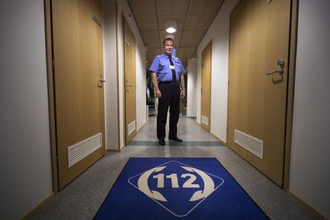 Kari Pastuhov kertoo, että hätäpuheluita soitetaan erityisen paljon kesällä. Arkistokuva.