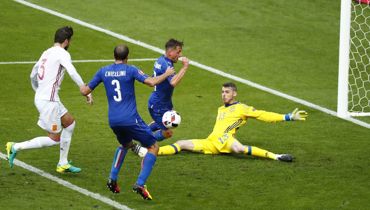 Italian Giorgio Chiellini teki 33. minuutilla johtomaalin.
