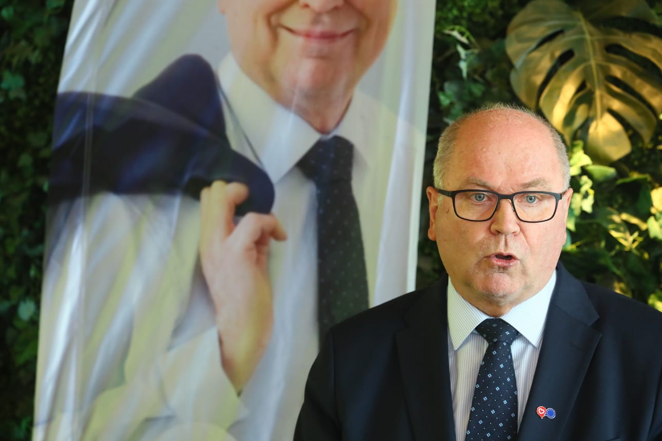 Sdp:m Eero Heinäluoma ilmoitti maanantaina olevansa käytettävissä Suomen jäseneksi Euroopan komissioon.