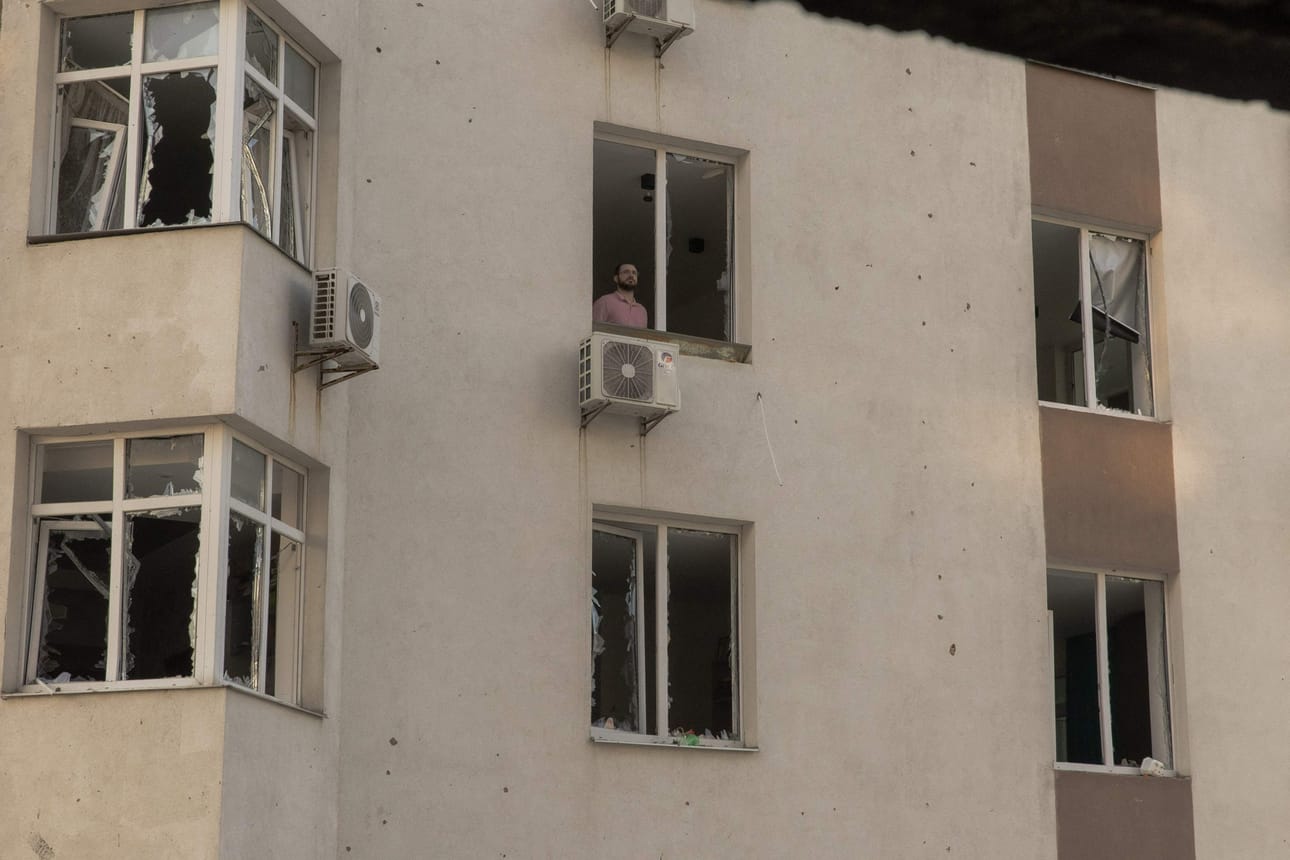 Venäjä on iskenyt Ukrainaan voimalla sen jälkeen, kun Ukraina teki runsas viikko sitten yllätyshyökkäyksen Venäjän ilmavoimien tukikohtiin. Kuva on otettu Kiovassa viime viikolla. AFP/LEHTIKUVA