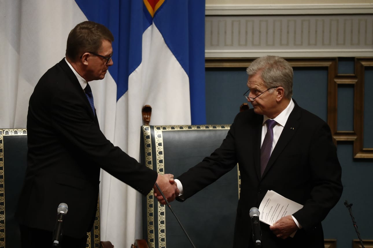 Eduskunnan puhemies Matti Vanhanen (kuvassa vas.) vastasi presidentti Sauli Niinistön pitämään valtiopäivien avajaispuheeseen.