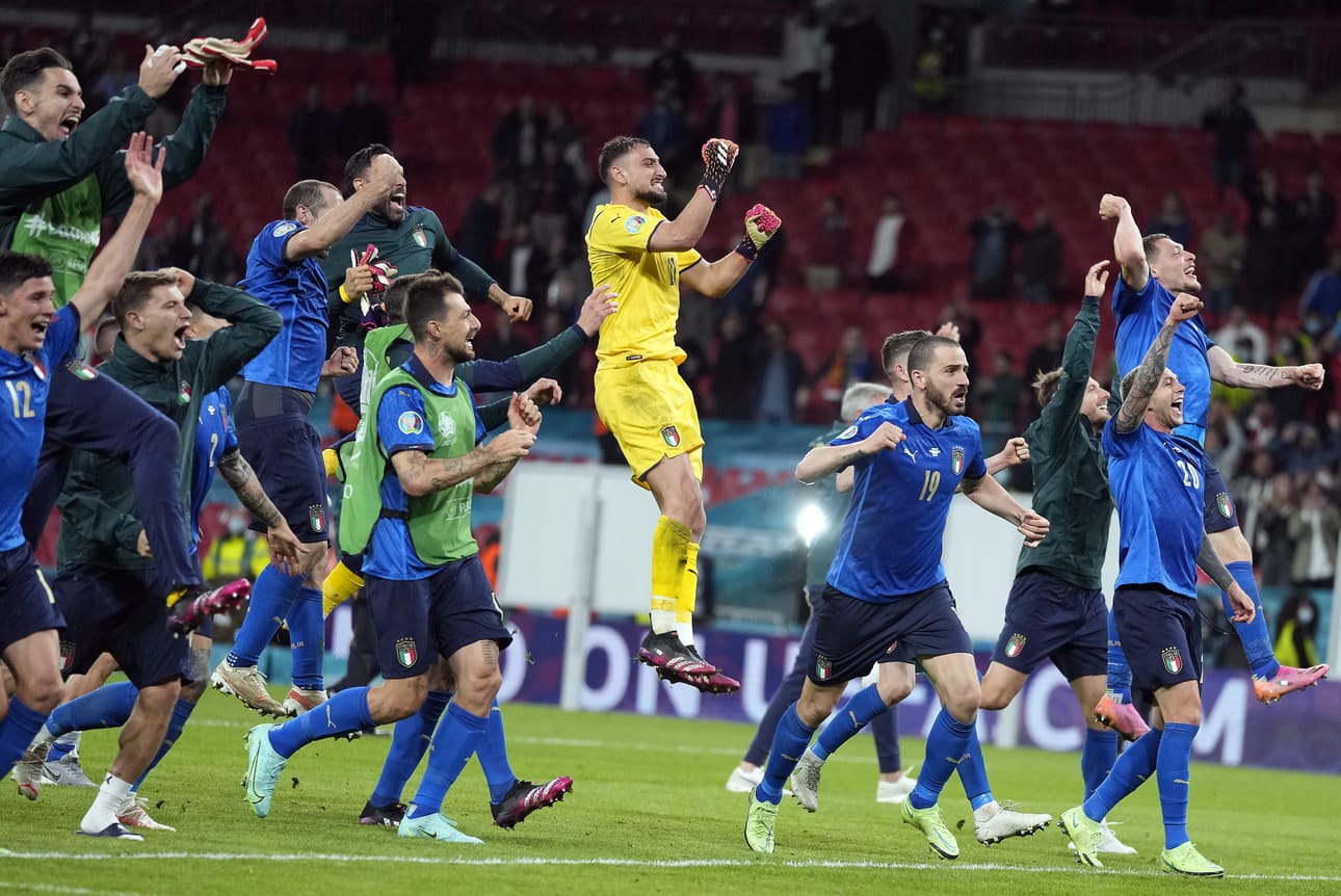 Se oli rajaton riemu kun Italia loikkasi EM-turnaukseen finaaliin.