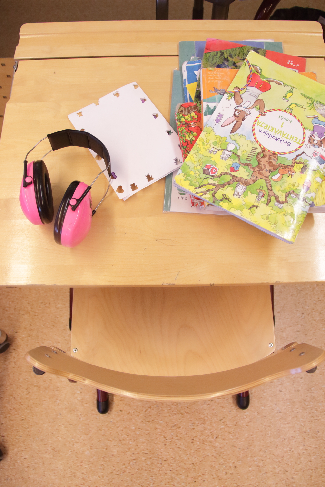 Koululaiset palaavat kesälomiltaan tällä viikolla – Tänä syksynä koulunkäyntiä varjostavat sekä korona että kuntien kasvavat talousongelmat.