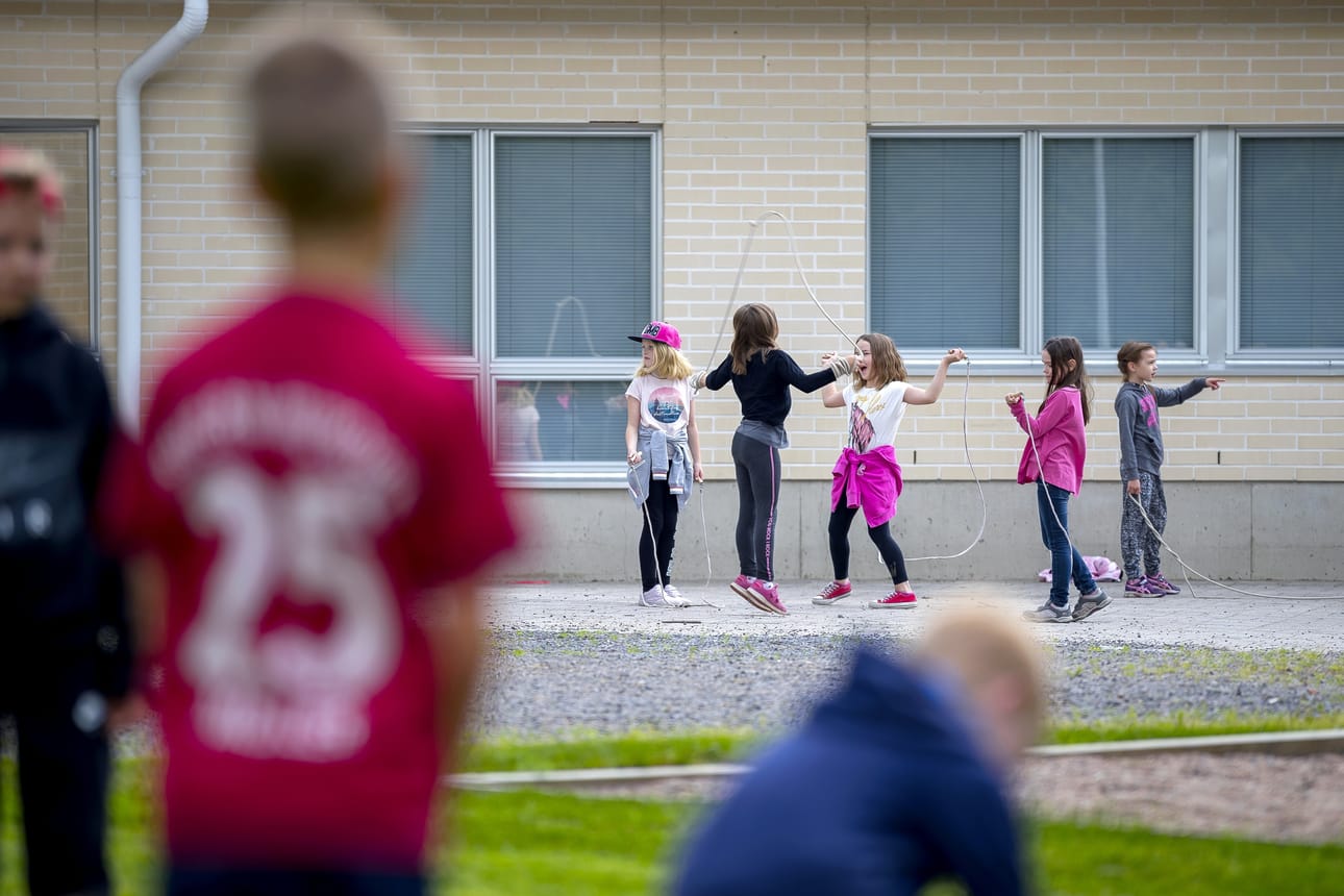 Liikunnan lisääminen edistää oppimista erityisesti niillä koululaisilla, jotka entuudestaan liikkuvat vain vähän ja joilla on keskittymisvaikeuksia.