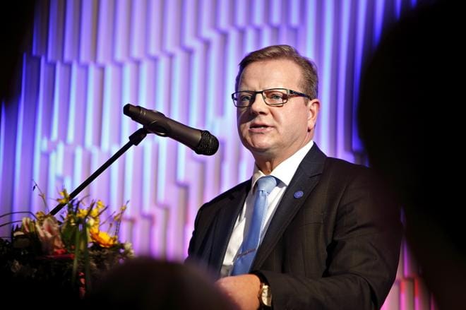 Hallituspuolueen kansanedustaja Lasse Hautala (kesk.) on tiukasti sitä mieltä, ettei liki 70 000 nimen kansalaisaloitteella ole Vaasan toivomaa vaikutusta. Kuva: Tomi Kosonen