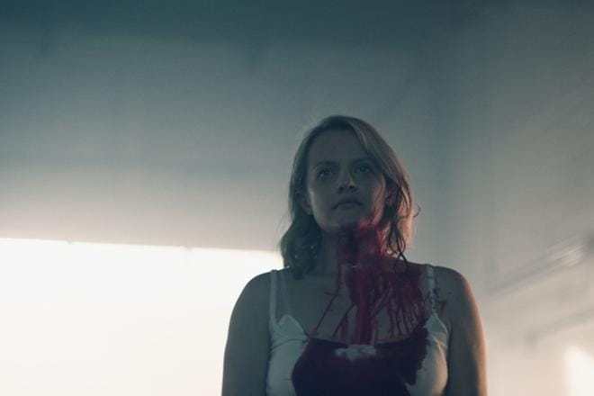 Karmaisevassa Gileadissa valtion tärkein omaisuus ovat hedelmälliset naiset. He ovat pahiten alistettuja orjattaria. KUVA: HBO Nordic