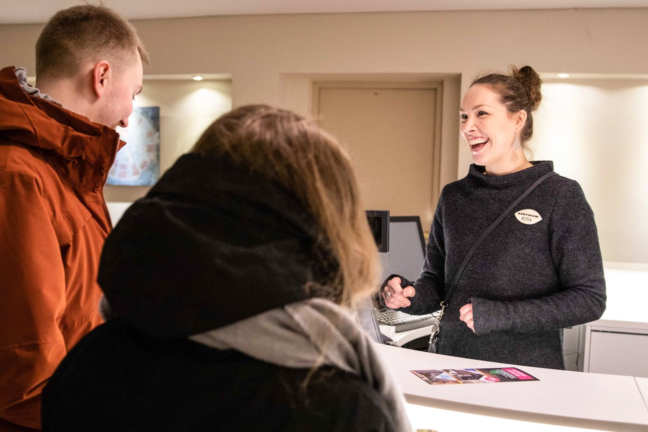 Arktikumin kauppalla on oma Instagram-tili, jonne otetaan kuvia tuotteista ja jaetaan lahjavinkkejä seuraajille. ”Olemme perustaneet tilin lähinnä paikallisia ajatellen, jotta myös he kokisivat kaupan omakseen.”