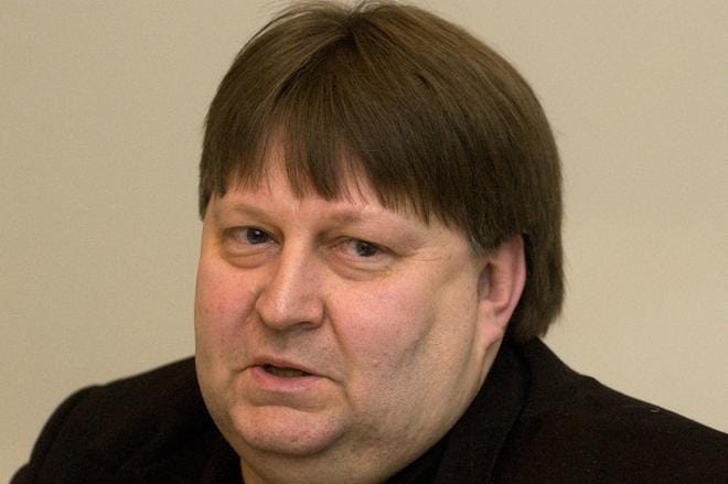 Sijoittaja Reima Kuislan (kok.) näkyvä vaalikampanja on tuomassa tulosta. KUVA: JUSSI ASU