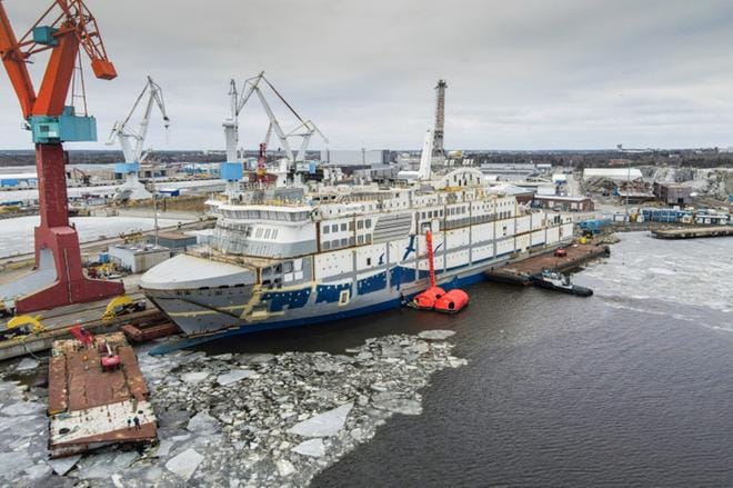 Aurora Botnia -laivaa on rakennettu Rauma Marine Constructionsin telakalla. Arkistokuva: Wasaline