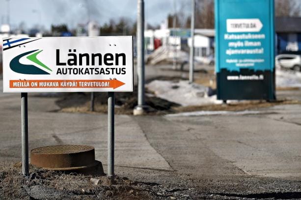 Lännen Autokatsastus toimii Rengastiellä. KUVA: TOMI KOSONEN