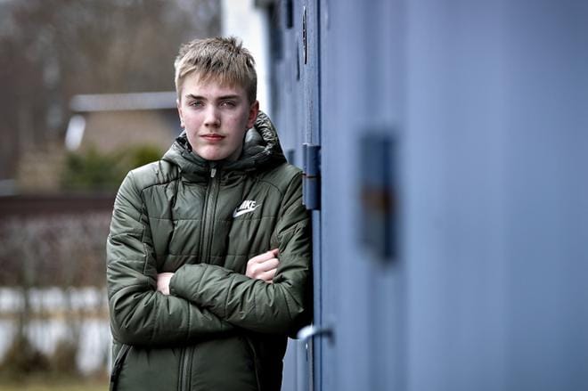 Seitsemännellä luokalla opiskeleva Ilari Raninen ryhtyi 4H-yrittäjäksi. Ranisen yritys aikoo järjestää alakoululaisille discoja. KUVA: TOMI KOSONEN