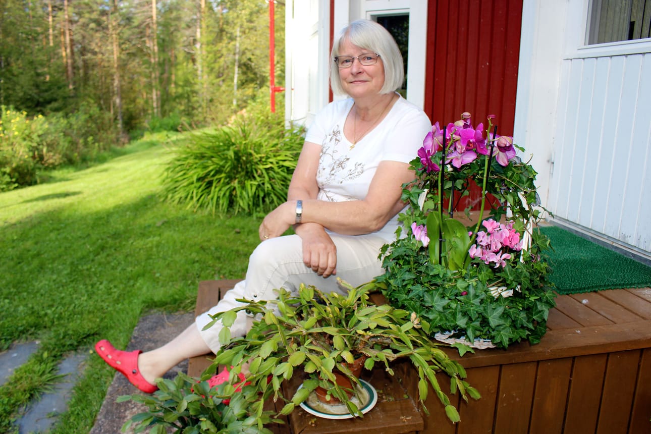 Diakonissan työ vaihtui vapaaehtoistoimintaan, kun Pulkkilassa diakonissana 15 vuotta toiminut Kirsti Hakkarainen jäi eläkkeelle.