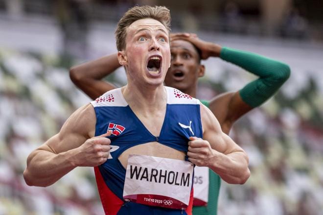 Karsten Warholm oli huippuvahdissa aidatulla ratakierroksella. Kuva: Lehtikuva/Heiko Junge