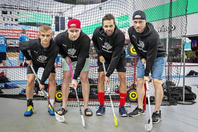 SPV:n Santeri Uusi-Laitila (vas.), Kasper Tähkä, Sami Koski ja Henri Urmas ovat valmiita lähestyvään liigakauteen. KUVA: TANJA KORPELA