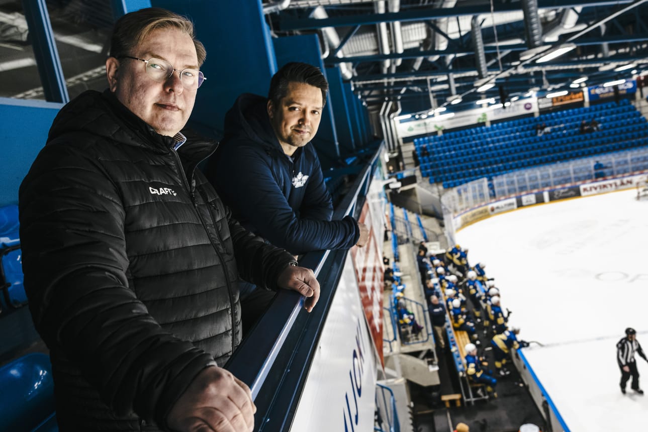 RoKi Hockey oy:n puheenjohtaja Pertti Heikkilä ja toimitusjohtaja Janne Hyvärinen kertovat, että RoKi aikoo seurana liigavalmiiksi.