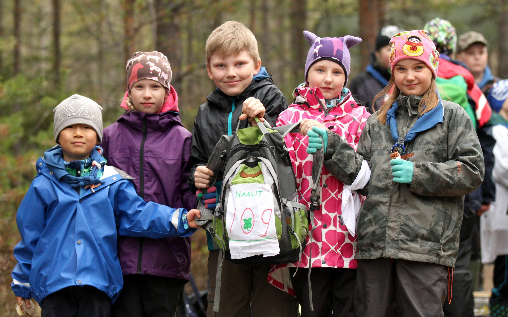Kempeleen Samposten Naalit1 -kisavartioon kuuluivat Niko Huhtala, Onni Himanen, Pinja Puurunen, Kiira Karvonen ja Aada Manninen.
