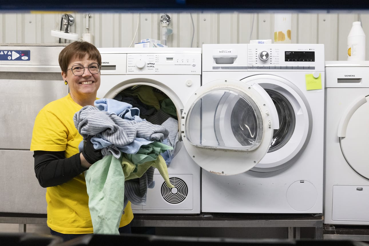 Yrittäjä Annukka Kääriäinen oli tyytyväinen kehysriihen linjaukseen korottaa kotitalousvähennystä.