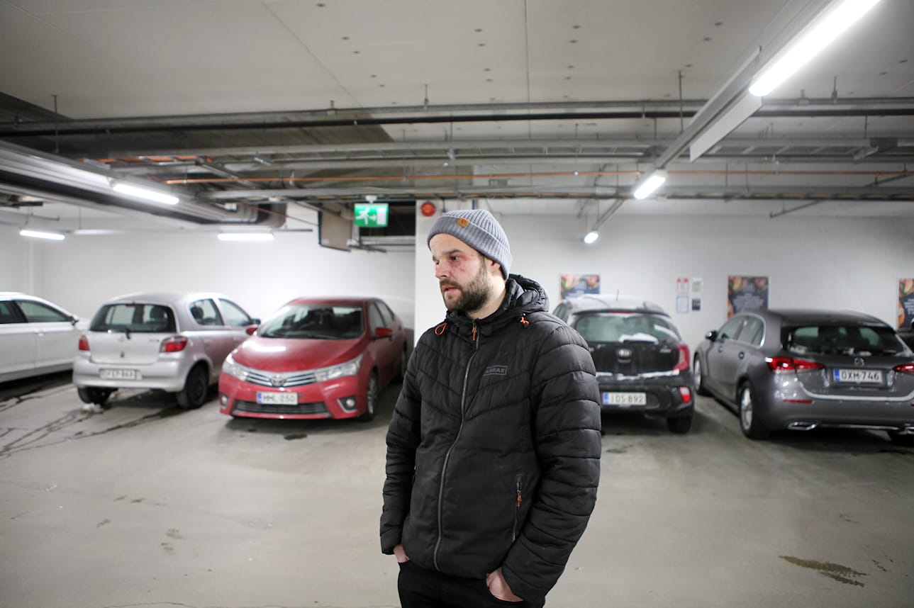 Oululainen Juho Annola kertoo käyttävänsä EasyPark-sovellusta, jos sen käyttäminen on mahdollista. Sovellus on ollut hänellä käytössä useita vuosia ja hän kertoo pitävänsä sitä helppokäyttöisenä.