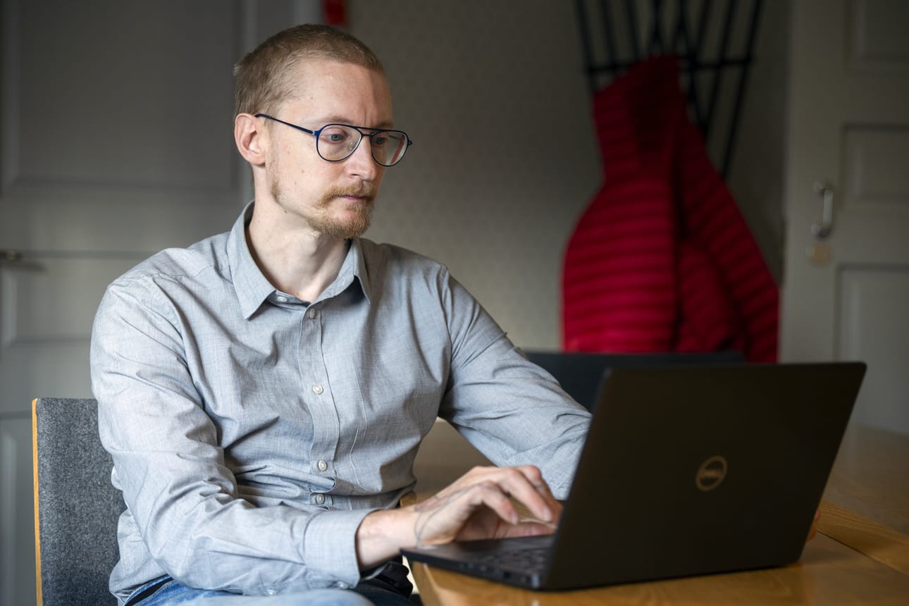 Tekoälyä käyttävän ihmisen on aina hallittava kokonaisuutta. – Muuten se on vähän sama, kuin että käynnistäisi pellolla traktorin ja jättäisi sen ajelemaan itsekseen, hän vertaa.