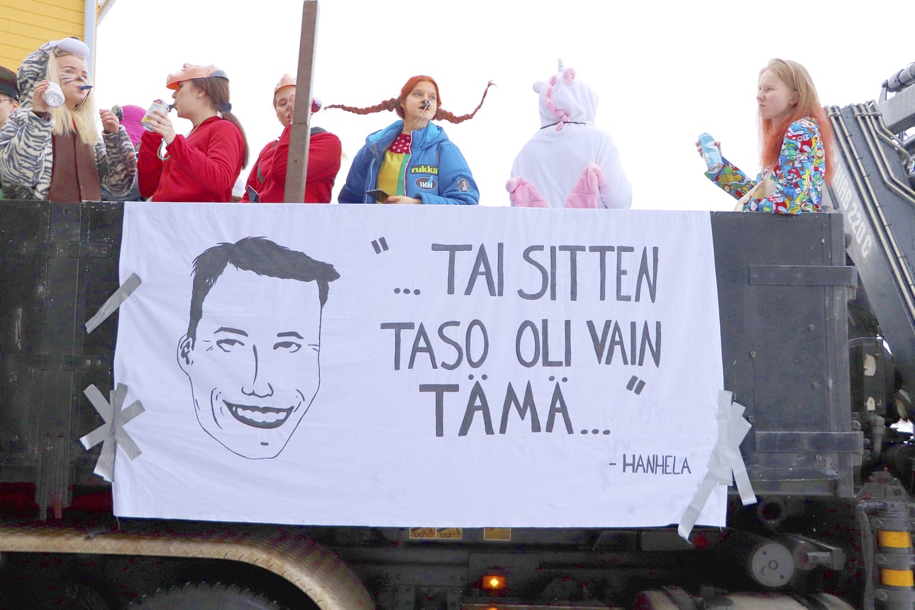 Omastakaan opiskelupanoksesta ei oltu ihan varmoja, mistä muistutuksena matematiikan opettajan arvio asiasta ...
