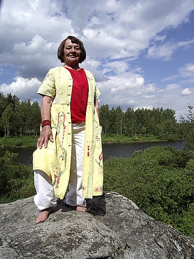 Siikajoessa sijaitsevan Varvaslammen rannalla olevalla juurrutuskivellä on taiteilija Terttu Mällisen elämään ollut ja edelleen on suuri merkitys.