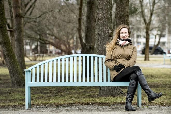 Kun Milla Popova lähtee kävelylle, hän saattaa kuvitella, että hänen äitinsä on mukana. KUVA: Jori Liimatainen