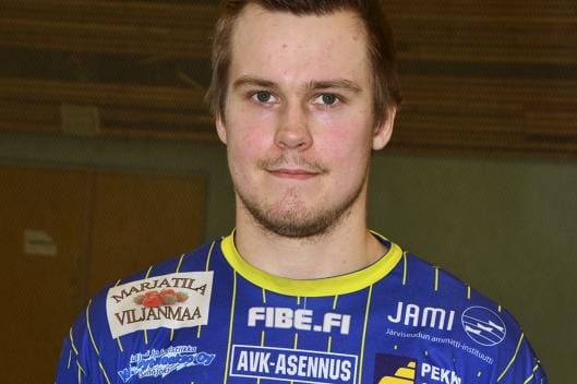 Sami Mikkolanaho on tehnyt jatkosopimuksen Alajärven Ankkureiden kanssa. Sopimus kattaa tämän vuoden lisäksi vuodet 2018 ja 2019. KUVA: MARKKU TURPELA