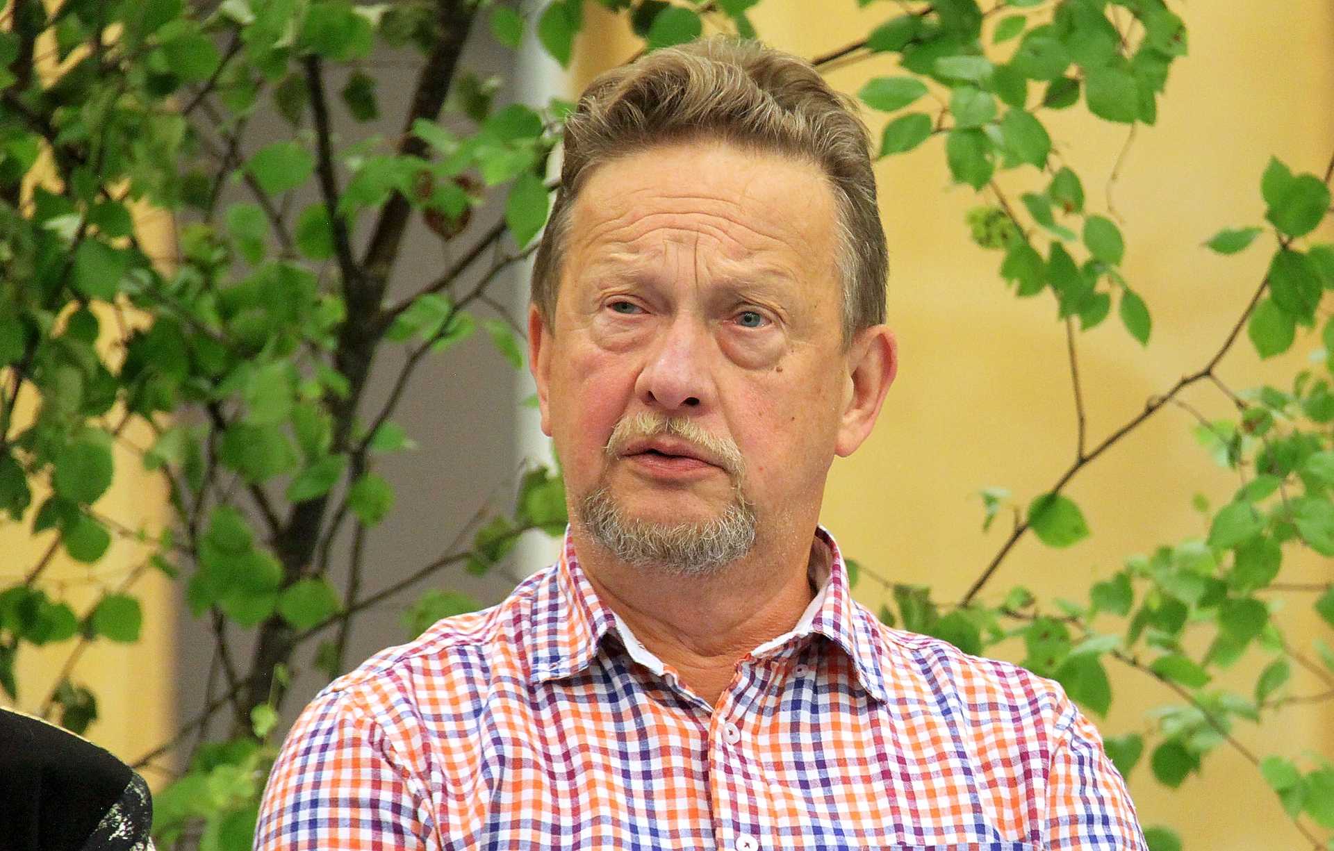 Kuosmasen tanssi-ilta päättyi bensanostoon –katso video