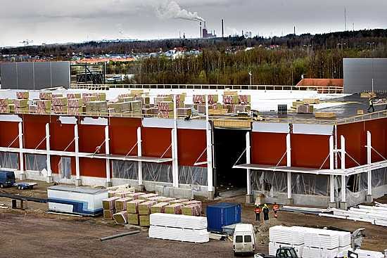Oulun Kaakkuriin rakennetaan vauhdilla Bauhausille uutta suurmyymälää.