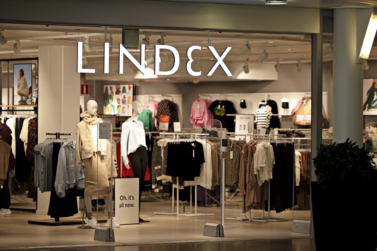 Seinäjoen Torikeskuksessa sijaitseva Lindex muuttaa ensi keväänä Seinäjoen Ideaparkiin. Lindex on 1950-luvulla perustettu ruotsalainen vaatekauppaketju, joka on kuulunut jo vuodesta 2007 saakka suomalaiseen Stockmann-konserniin.